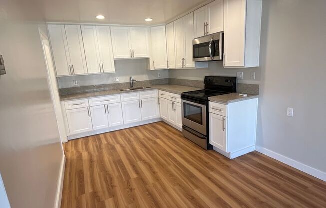 1 bed, 1 bath, 756 sqft, $1,895, Unit Unit 214