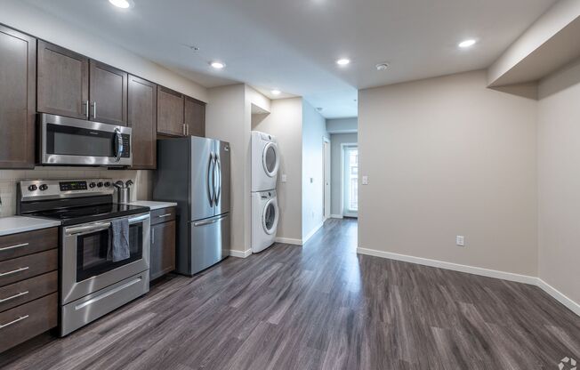 1 bed, 1 bath, 469 sqft, $1,362