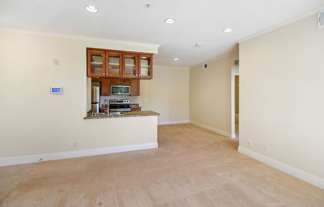 Private - 1 Bedroom Aliso Viejo Apartment for Lease