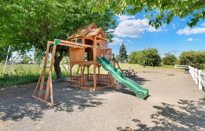 1 bed, 1 bath, 600 sqft, $1,295, Unit 44