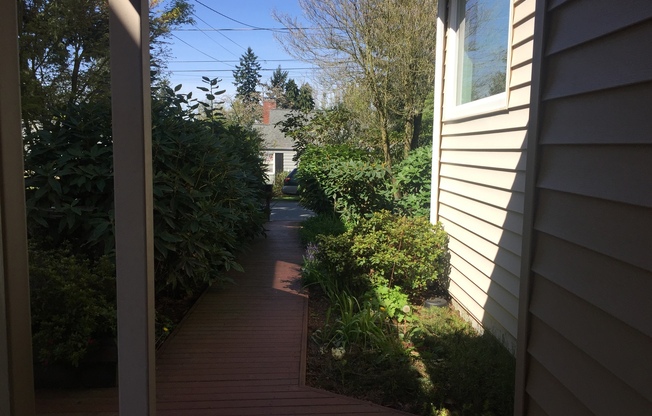 4Bd Seattle Home!