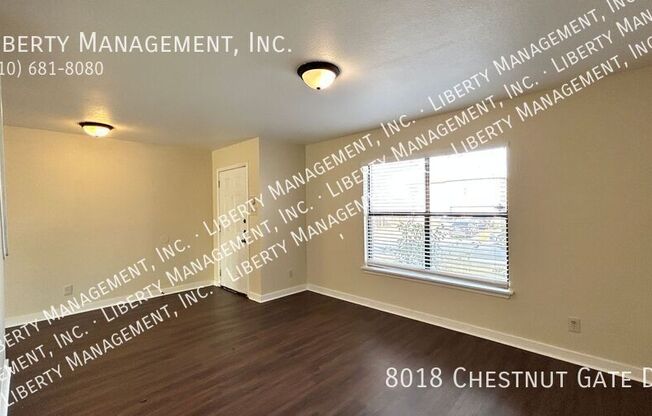 8018 CHESTNUT GATE DR