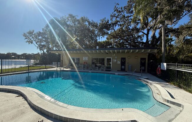 2 beds, 1 bath, $2,190, Unit Apt 142