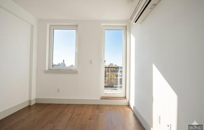 896 NEW YORK AVE