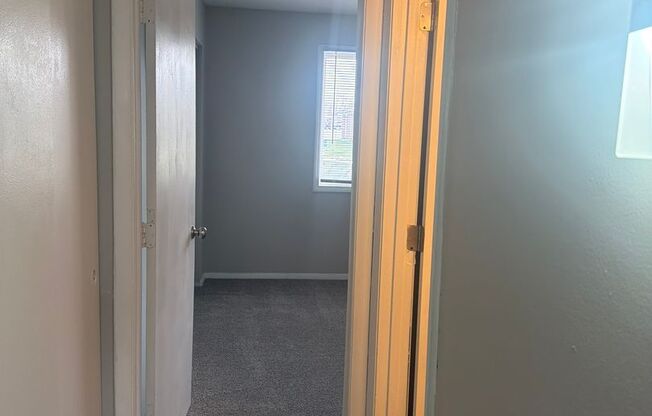 2 beds, 1 bath, 855 sqft, $999, Unit 1363