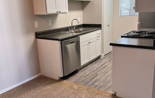 1 bed, 1 bath, 725 sqft, $929, Unit 224