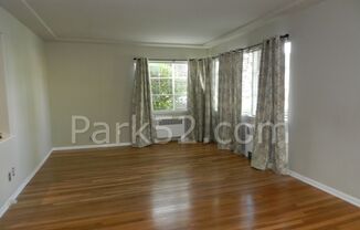 2 beds, 1 bath, $1,995, Unit # #A 1