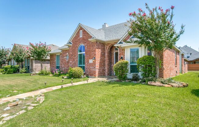 Beautiful and Spacious 3-Bed, 2-Bath Home for Rent