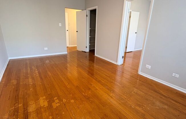 2 beds, 1 bath, 670 sqft, $1,200, Unit CA 129-3E