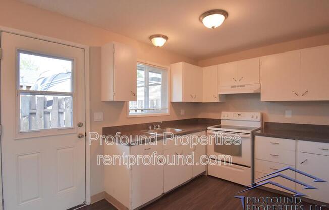 736 SE 13 AVE