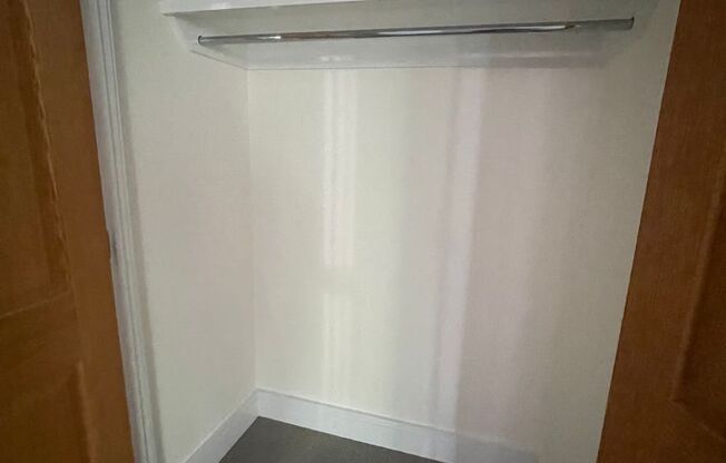 Studio, 1 bath, $1,830, Unit Apt S325