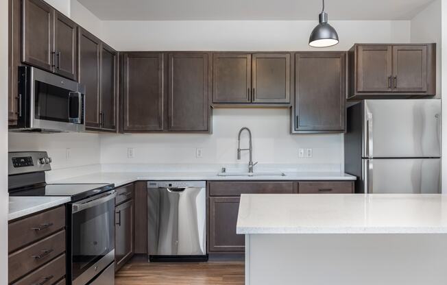 Vicinity at Horn Rapids Apartments Model Kitchen