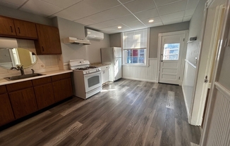 1 bed, 1 bath, 575 sqft, $2,000, Unit 6