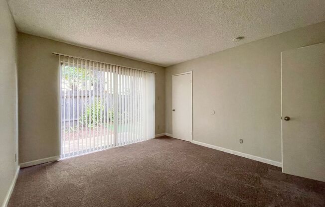 2 beds, 1 bath, $1,995