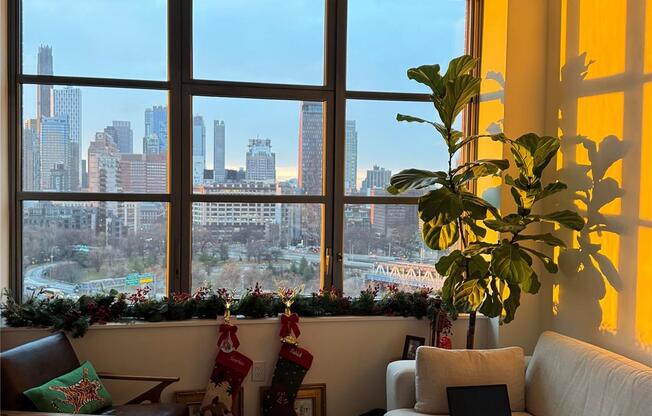 1 bed, 1 bath, 631 sqft, $5,600, Unit 15J