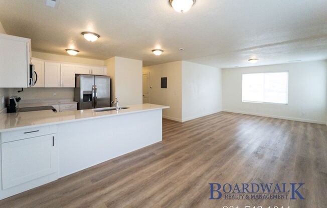 3 beds, 1 bath, 1,250 sqft, $1,375, Unit 328 E Main St #8