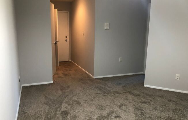2 beds, 2 baths, 1,042 sqft, $1,249, Unit 5716D