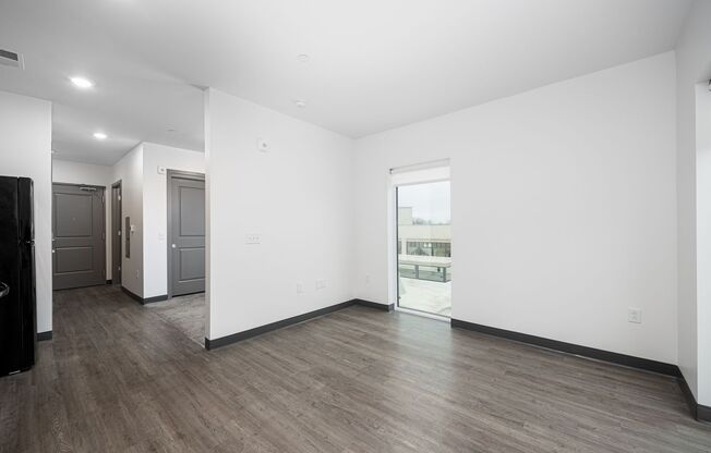 Studio, 1 bath, 427 sqft, $1,060, Unit 801