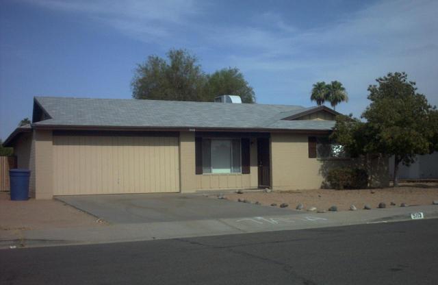 Tempe 3 Bed, 2 Bath Single Story Rental House