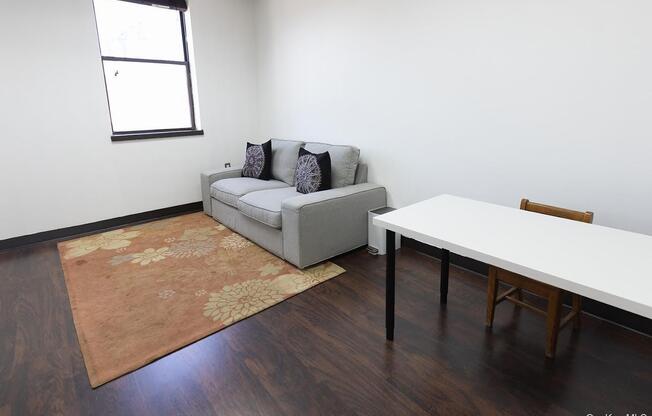 249 2 JERICHO TPKE