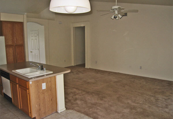 Great 4 bedroom 2 bathroom single level home near freeway and shopping!