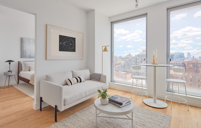 1 bed, 1 bath, $4,650, Unit 11B