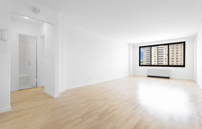 40 W 135th St 10B