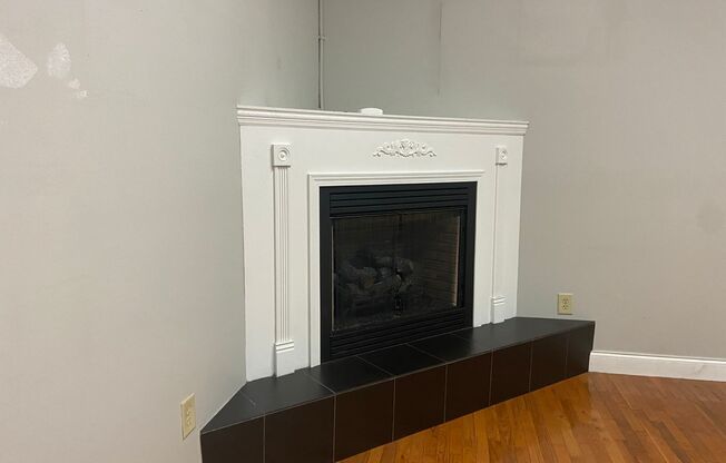 Studio, 1 bath, 750 sqft, $1,150, Unit Unit 2257