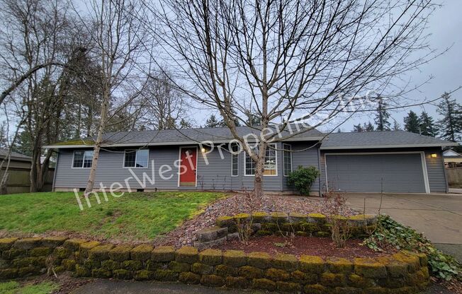 Tigard 3 Bd 2ba Ranch Style Home on Flag Lot With RV Parking, Fireplace, A/C and More!