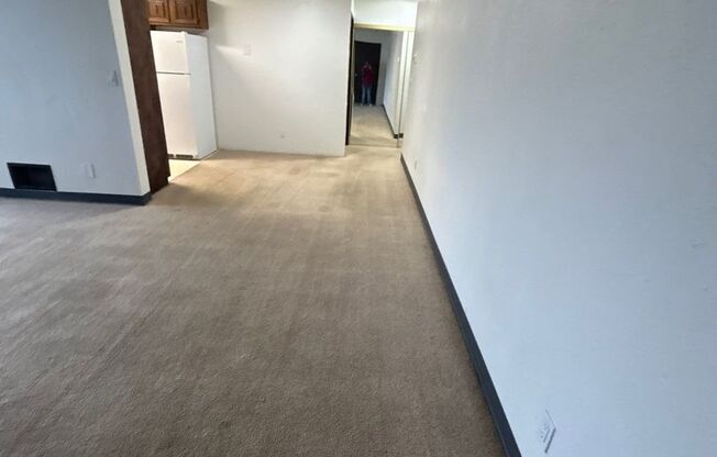 1 bed, 1 bath, 806 sqft, $825, Unit 201-107E