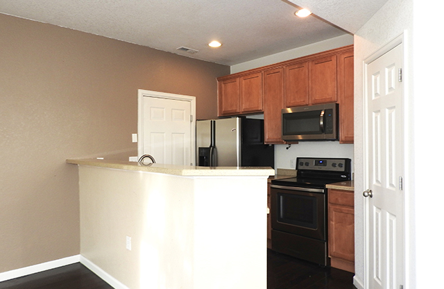 2 beds, 2.5 baths, $2,495