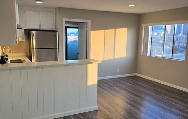 829 Bunker Hill