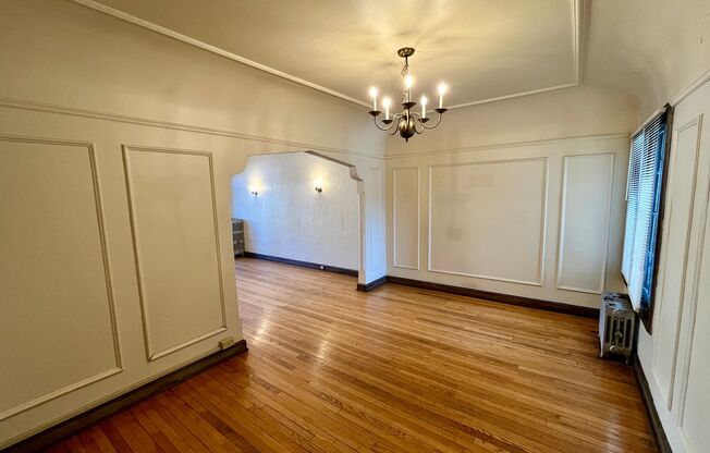 1807-1809 E Olive St