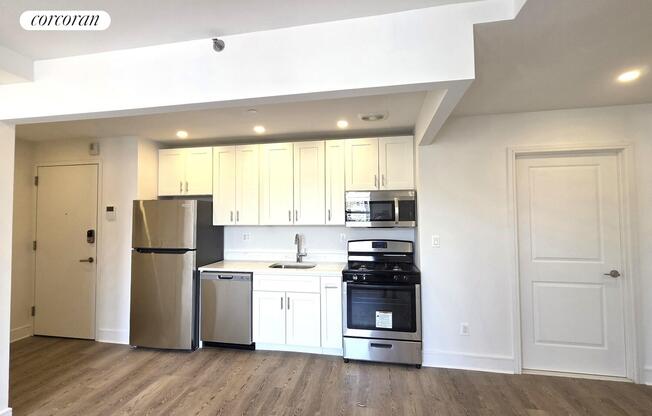 2 beds, 2 baths, $7,000, Unit 9M