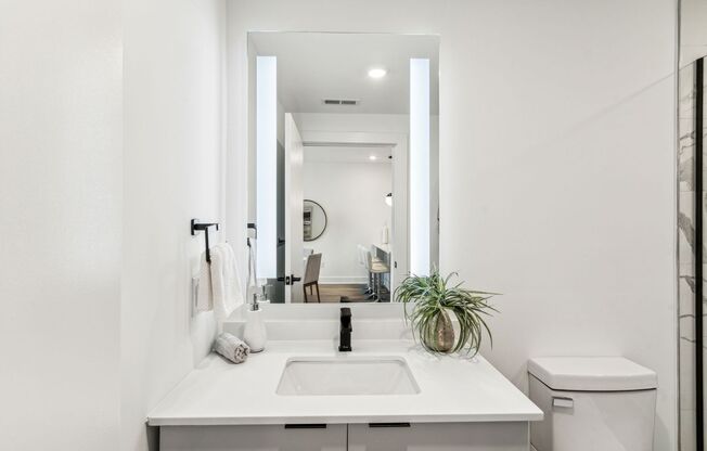 1 bed, 1 bath, 800 sqft, $1,580, Unit 504