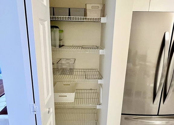 2 beds, 2 baths, 1,206 sqft, $3,000, Unit 205