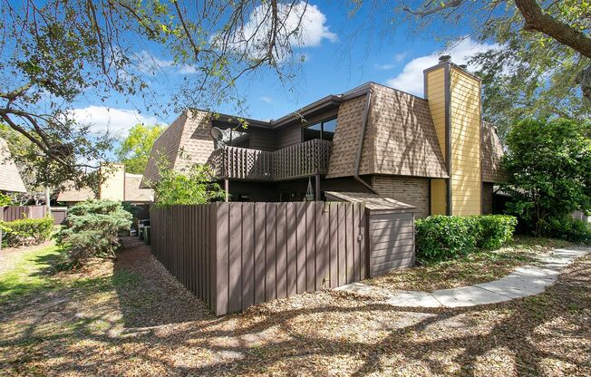 611 OLYMPIC DR