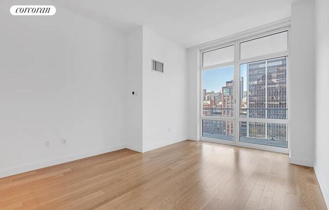 1 bed, 1.5 baths, 801 sqft, $5,600, Unit 21E