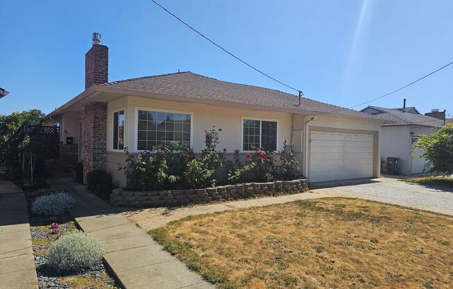 Charming Castro Valley Home: Spacious Living, Prime Location