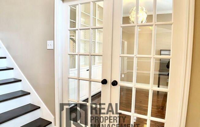 Gorgeous Two Story Home in Sugar Land, TX