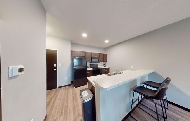 1 bed, 1 bath, 711 sqft, $985, Unit 215-1406