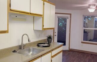 2 beds, 1 bath, $1,645