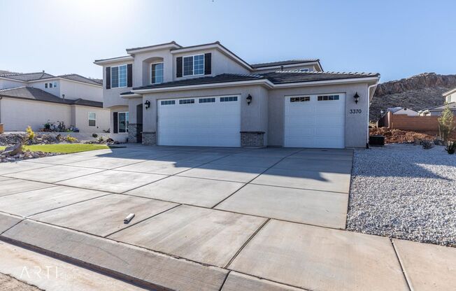 6 Bedroom, 3.5 Bath, 3 Car Garage in the Desired Little Valley Community- Pets Negotiable