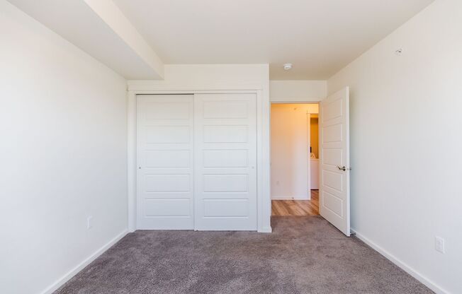 2 beds, 1 bath, 838 sqft, $1,645, Unit 116-104