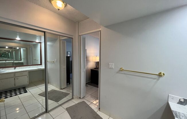 2 beds, 2 baths, $2,600