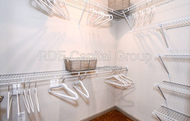 2 beds, 2 baths, 985 sqft, $1,300, Unit 2304 B1