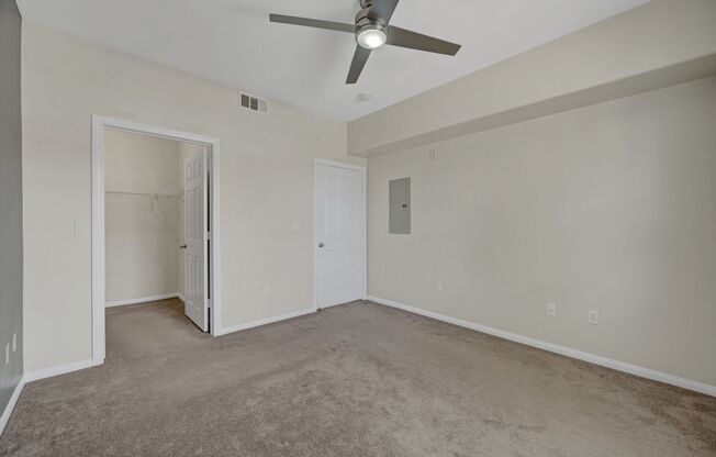 1 bed, 1 bath, $1,200, Unit # 1169