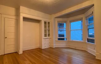 Studio, 1 bath, 400 sqft, $1,235, Unit 307
