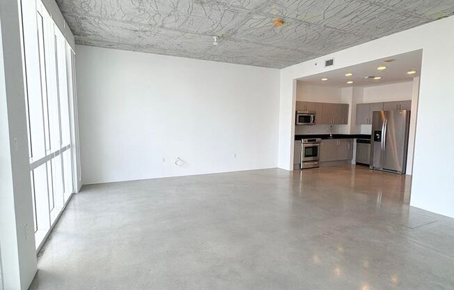 Studio, 1 bath, 737 sqft, $2,550, Unit Unit 302