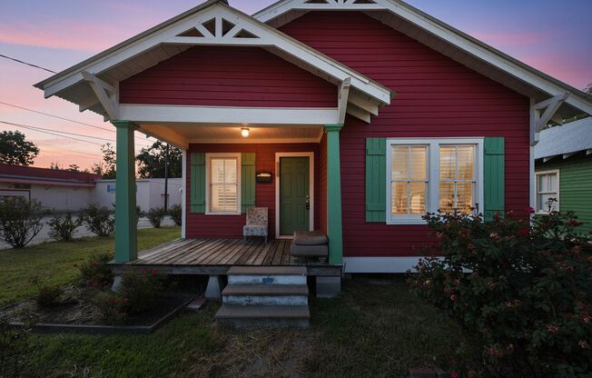 2 Bedroom, 1 Bathroom House in Freetown!